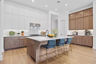 506 Luttrell Ln, Liberty Hill, TX 78642 - Photo 2