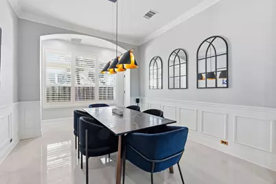 5000 Mission Oaks Boulevard #30, Austin, TX 78735 - Photo 2