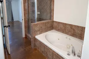 430 Summit Ridge Dr N, Point Venture, TX 78645 - Photo 8