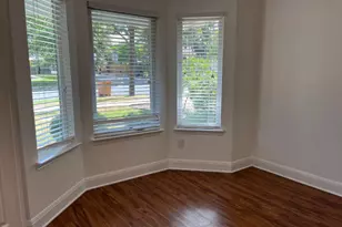 201 E 35th St, Austin, TX 78705 - Photo 12