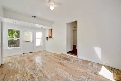 611 N Adams Street, Fredericksburg, TX 78624 - Photo 18