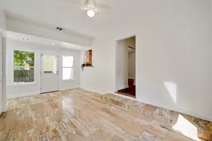 611 N Adams St, Fredericksburg, TX 78624 - Photo 18