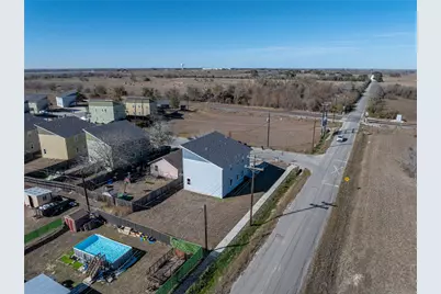 1300 Hausman, Lockhart, TX 78644 - Photo 2