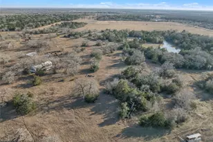 895 Patterson Rd, Flatonia, TX 78941 - Photo 20