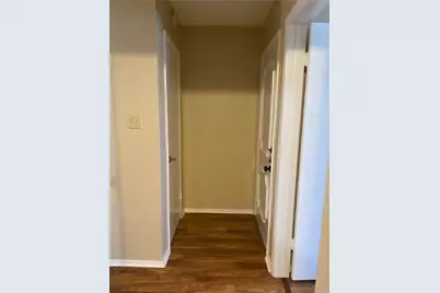 806 W 24th Street #308, Austin, TX 78705 - Photo 2