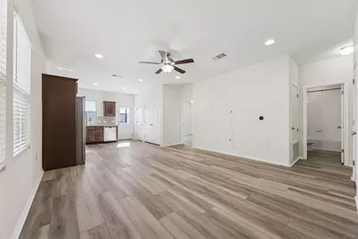 6401 Graymont Drive, Austin, TX 78754 - Photo 2