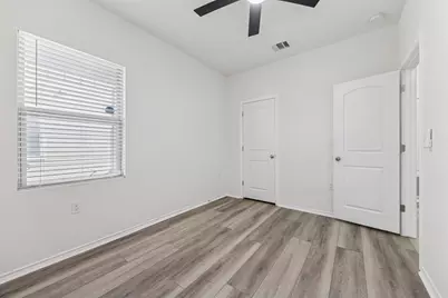6401 Graymont Drive, Austin, TX 78754 - Photo 8