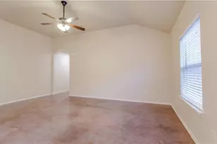421 Jack Rabbit Ln, Buda, TX 78610 - Photo 4