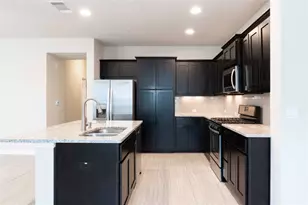 13800 Lyndhurst St, Austin, TX 78717 - Photo 10