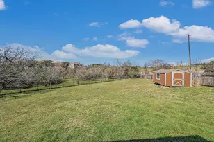 128 W Adelanta Pl, Round Rock, TX 78681 - Photo 22