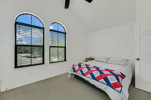 128 W Adelanta Pl, Round Rock, TX 78681 - Photo 20