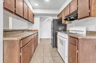 5805 Cougar Dr, Austin, TX 78745 - Photo 4