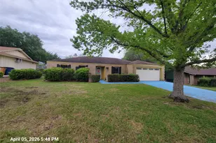 6605 Highpoint Dr, Austin, TX 78723 - Photo 2