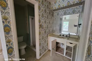 6605 Highpoint Dr, Austin, TX 78723 - Photo 8