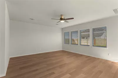 25528 Flora Bella Lane, Elgin, TX 78621 - Photo 6