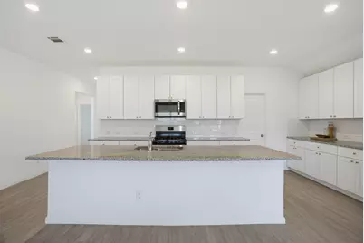 5904 Geronimo Way, Seguin, TX 78155 - Photo 4