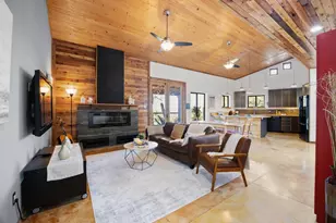 650 Angel Fire Rd, Dripping Springs, TX 78620 - Photo 6