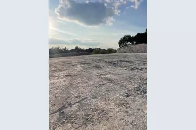 146 Longwood Drive, New Braunfels, TX 78132 - Photo 4