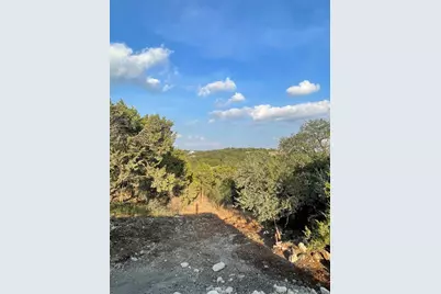 146 Longwood Drive, New Braunfels, TX 78132 - Photo 2