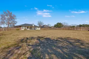 1101 E Johnson St, Burnet, TX 78611 - Photo 22
