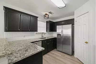 1101 E Johnson Street, Burnet, TX 78611 - Photo 8