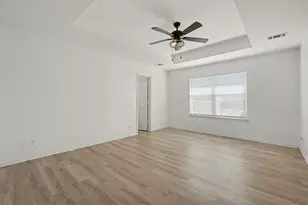 1101 E Johnson St, Burnet, TX 78611 - Photo 12