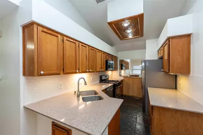 10716 N Platt River Drive, Austin, TX 78748 - Photo 10