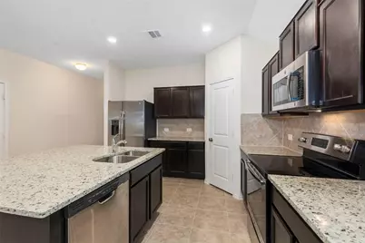 837 Hillrose Drive, Leander, TX 78641 - Photo 10