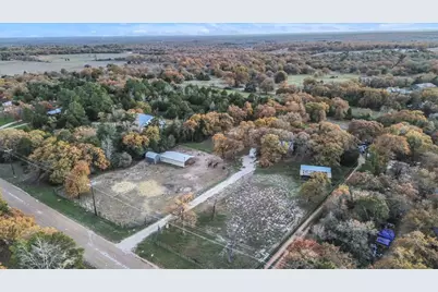 149 Wayside Drive, Elgin, TX 78621 - Photo 18