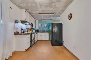 149 Wayside Dr, Elgin, TX 78621 - Photo 8