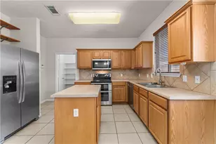 6202 Bridgewood Dr, Killeen, TX 76549 - Photo 14