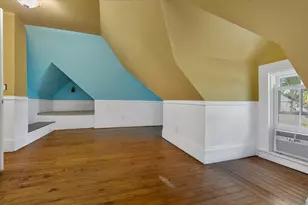 710 Gresham St, Smithville, TX 78957 - Photo 24