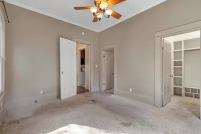 710 Gresham Street, Smithville, TX 78957 - Photo 18