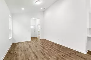 525 Burlington Dr, Buda, TX 78610 - Photo 10