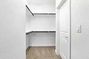 525 Burlington Dr, Buda, TX 78610 - Photo 14