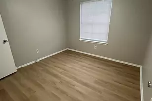 7900 West Gate Blvd, Austin, TX 78745 - Photo 8