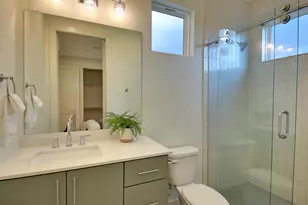 6802 Montana St, Austin, TX 78741 - Photo 8