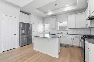 10221 Forest Grove Dr, Austin, TX 78747 - Photo 8