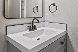 3432 Willowrun Dr, Austin, TX 78704 - Photo 8