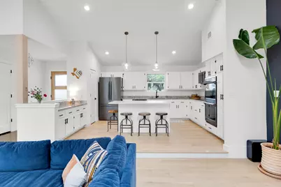 9105 Elm Creek Cove, Austin, TX 78736 - Photo 10