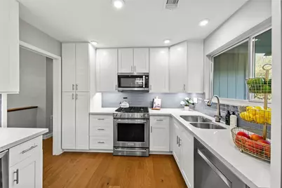 3627 Peregrine Falcon Drive, Austin, TX 78746 - Photo 12