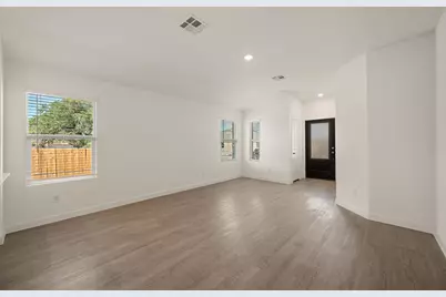 1407 Hermosa Gardens, Georgetown, TX 78628 - Photo 12