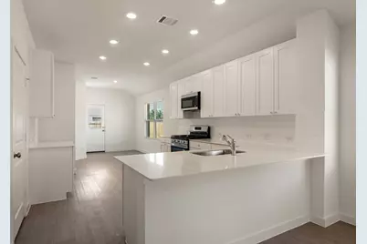 1407 Hermosa Gardens, Georgetown, TX 78628 - Photo 4