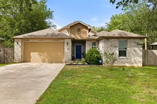 121 W Pauwela Ln, Bastrop, TX 78602 - Photo 2