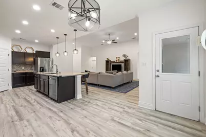 121 W Pauwela Lane, Bastrop, TX 78602 - Photo 8