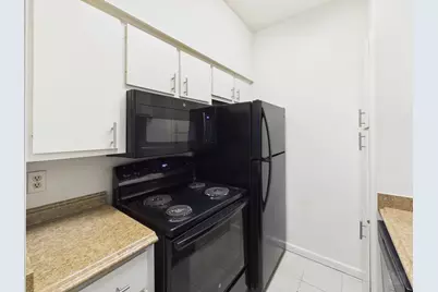 2905 Swisher Street #207, Austin, TX 78705 - Photo 10