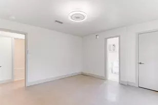 10101 E Rutland Village, Austin, TX 78758 - Photo 16