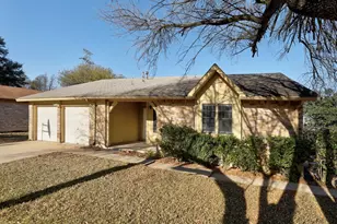 1214 Doonesbury Dr, Austin, TX 78758 - Photo 2