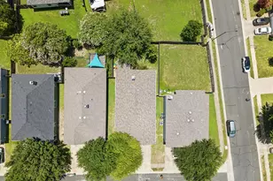 8702 Meridian Oak Ln, Austin, TX 78744 - Photo 36