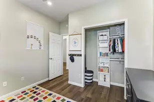 8702 Meridian Oak Ln, Austin, TX 78744 - Photo 28